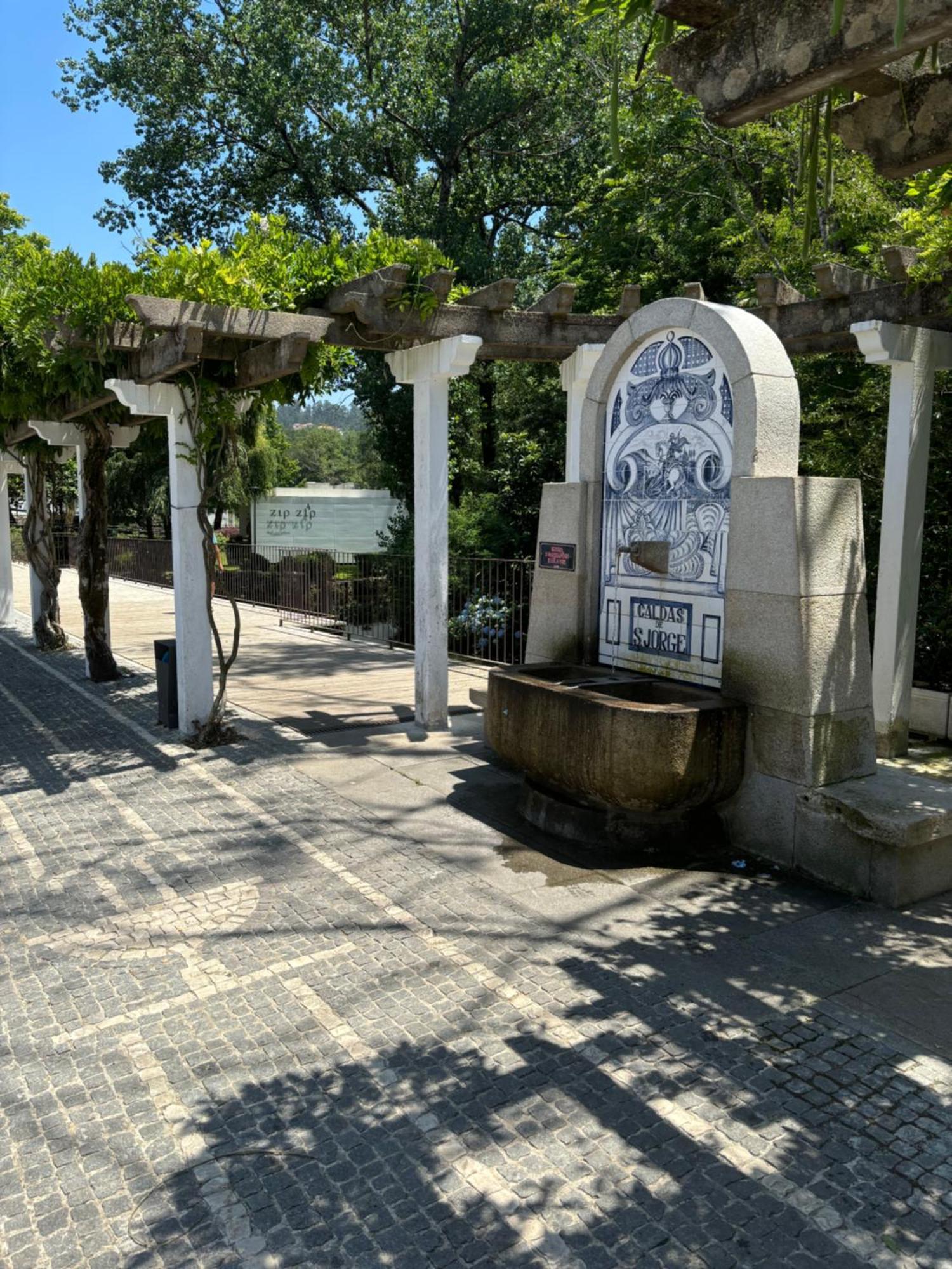 Aconchego Home Caldas de Sao Jorge Exteriér fotografie